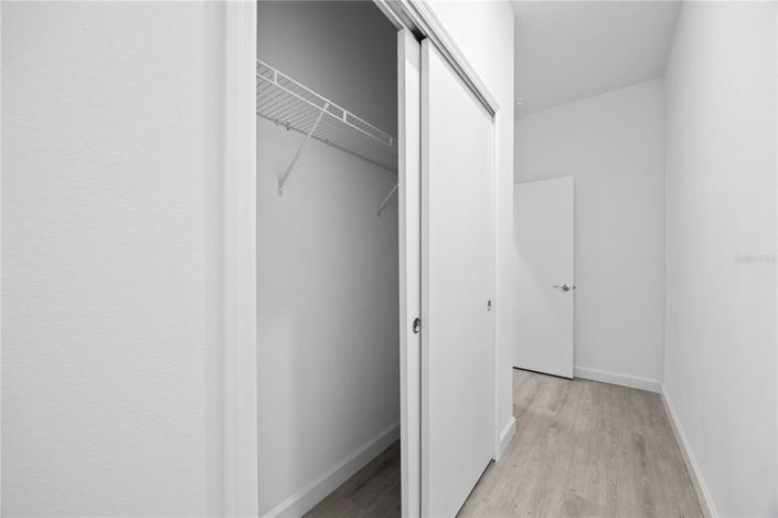 Image No.26-5 Bed Townhouse for sale