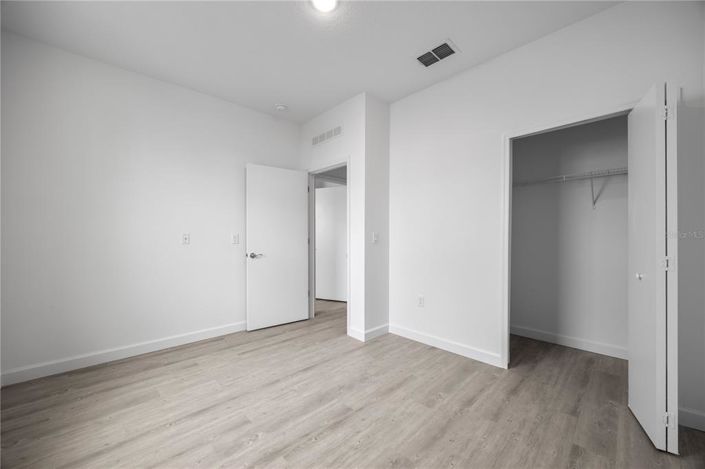 Image No.39-5 Bed Townhouse for sale