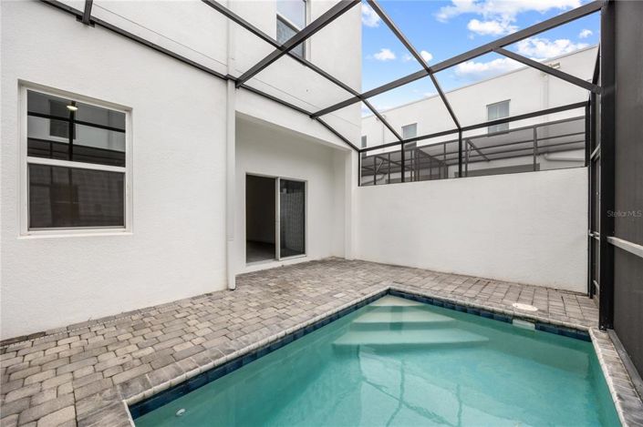 Image No.42-5 Bed Townhouse for sale