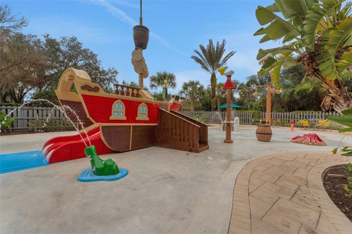 Image No.34-4 Bed Townhouse for sale