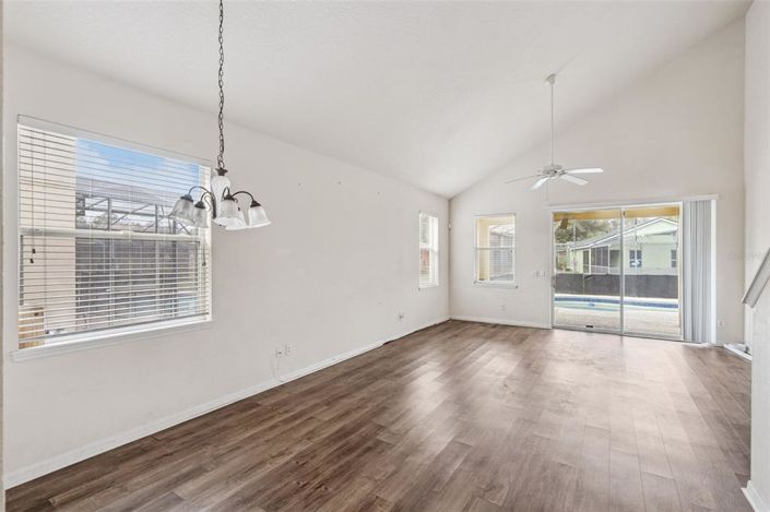 Image No.4-4 Bed House for sale