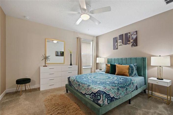 Image No.28-8 Bed House for sale