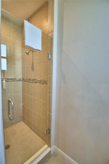 Image No.38-4 Bed House for sale