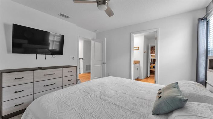 Image No.46-8 Bed House for sale