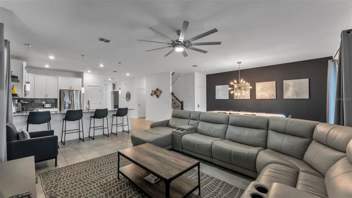 Image No.7-8 Bed House for sale