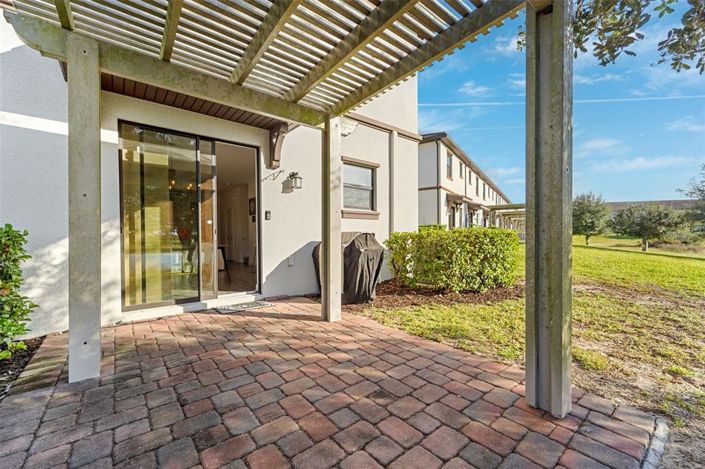 Image No.15-3 Bed Townhouse for sale