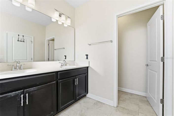 Image No.21-3 Bed Townhouse for sale