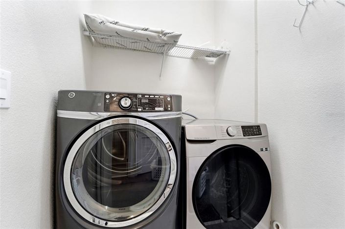 Image No.27-3 Bed Townhouse for sale