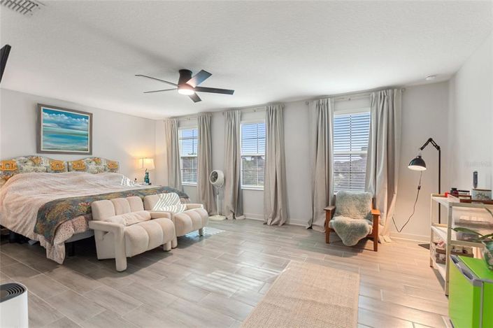 Image No.16-3 Bed House for sale