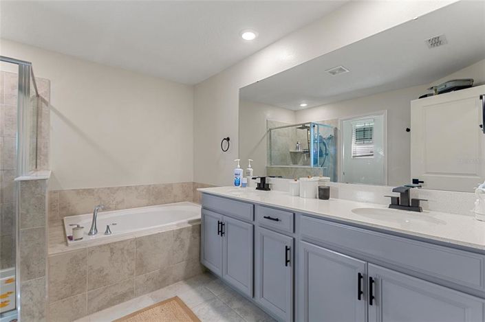 Image No.19-3 Bed House for sale