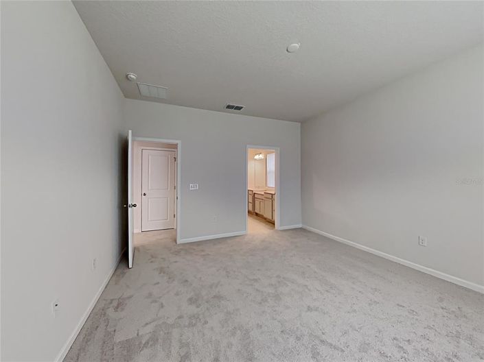 Image No.13-3 Bed House for sale