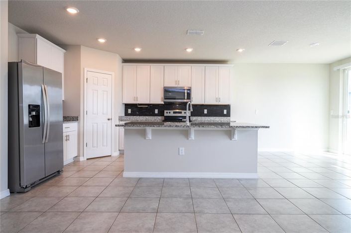 Image No.34-4 Bed House for sale