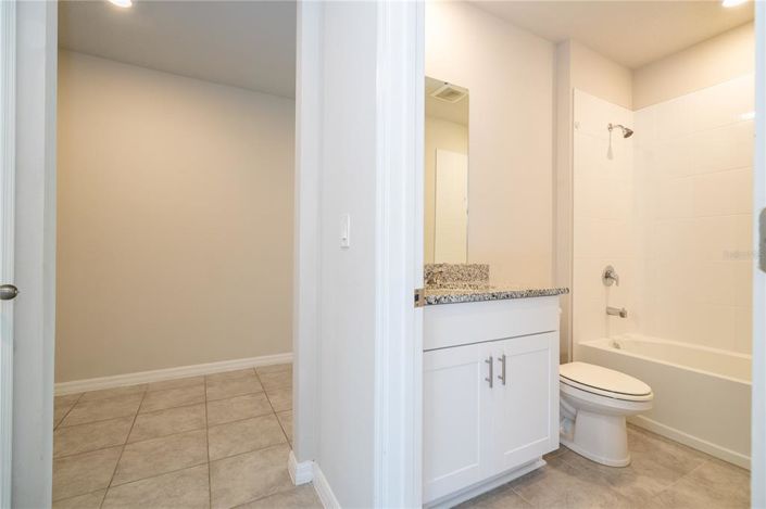 Image No.8-4 Bed House for sale