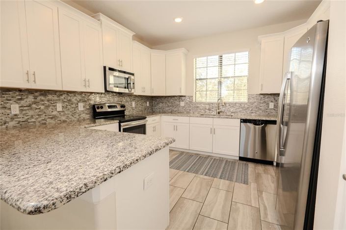 Image No.21-4 Bed Townhouse for sale