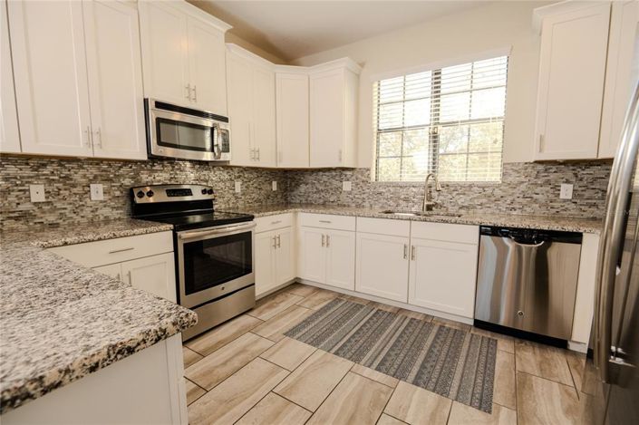 Image No.22-4 Bed Townhouse for sale