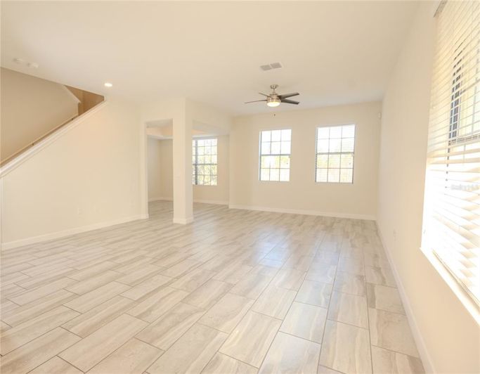 Image No.23-4 Bed Townhouse for sale