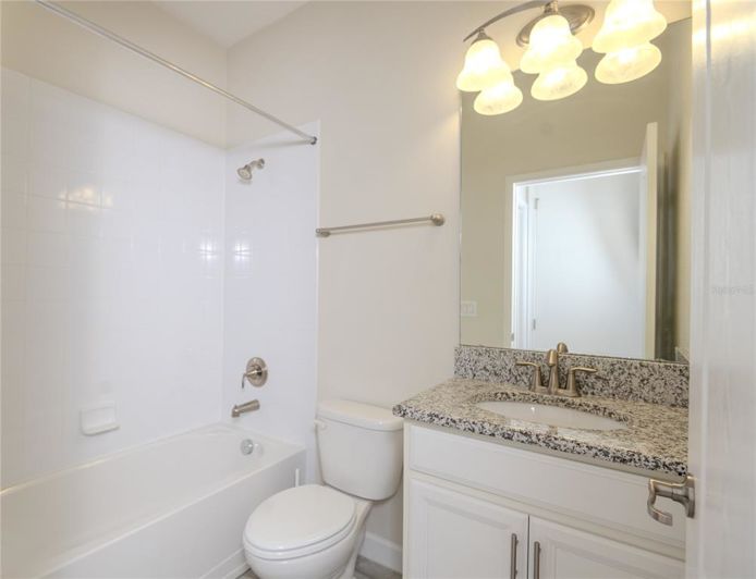 Image No.28-4 Bed Townhouse for sale