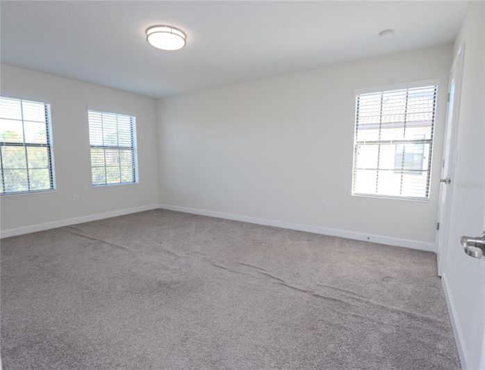 Image No.35-4 Bed Townhouse for sale