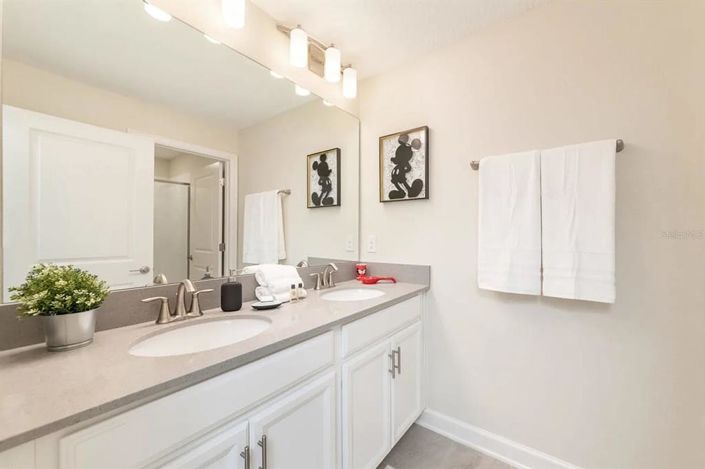 Image No.15-4 Bed Townhouse for sale