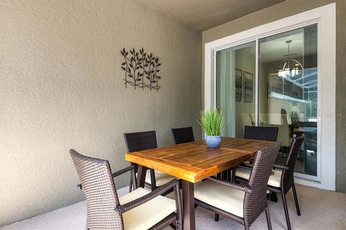 Image No.17-4 Bed Townhouse for sale