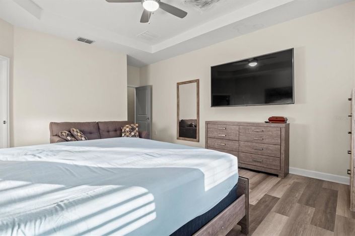 Image No.19-5 Bed House for sale