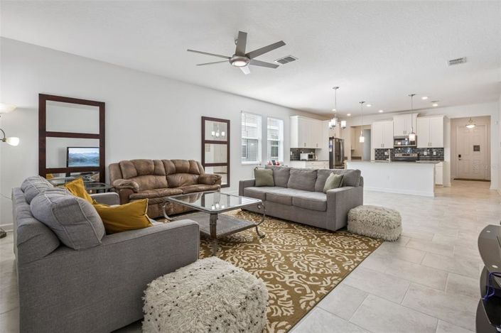 Image No.16-5 Bed House for sale