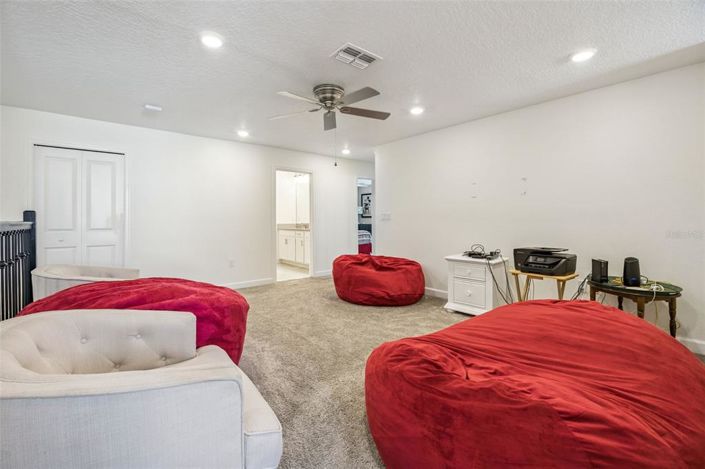 Image No.25-5 Bed House for sale