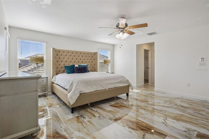 Image No.29-5 Bed House for sale