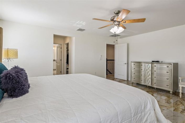 Image No.33-5 Bed House for sale