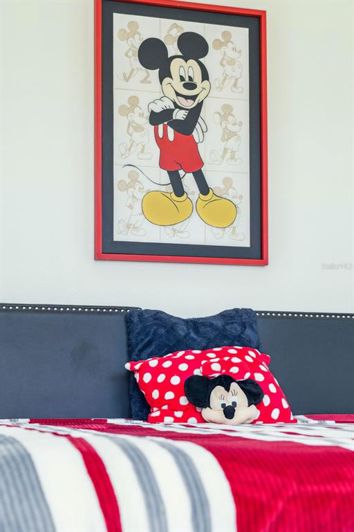 Image No.38-5 Bed House for sale