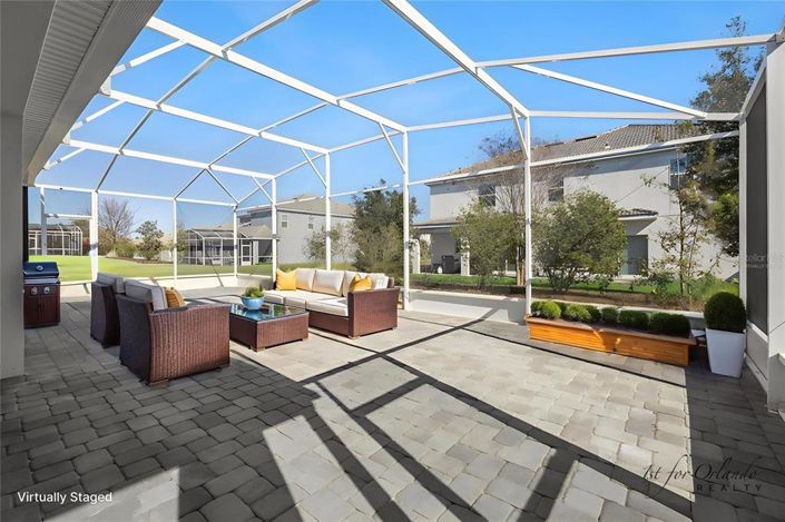 Image No.54-5 Bed House for sale