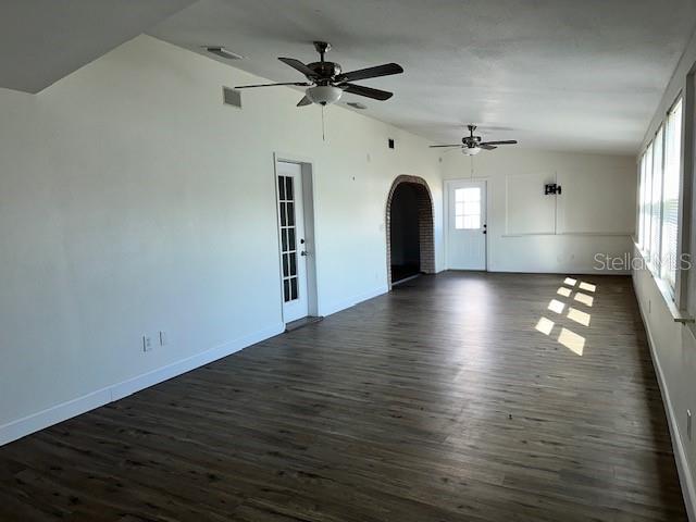 Image No.12-3 Bed House for sale