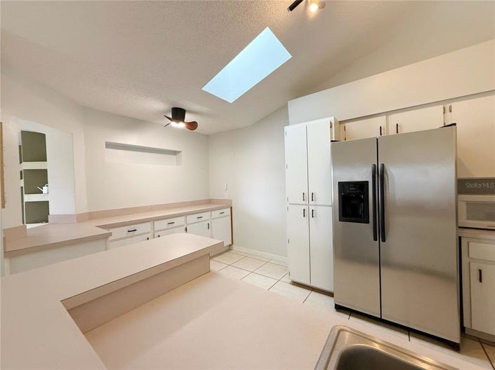 Image No.10-4 Bed House for sale