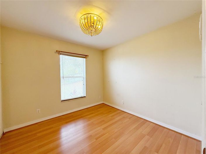 Image No.27-4 Bed House for sale