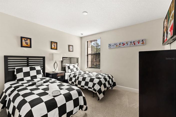 Image No.15-3 Bed Townhouse for sale