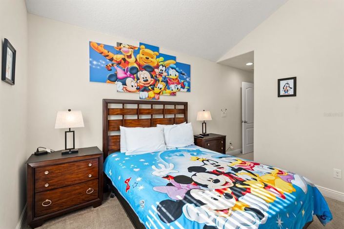 Image No.17-3 Bed Townhouse for sale