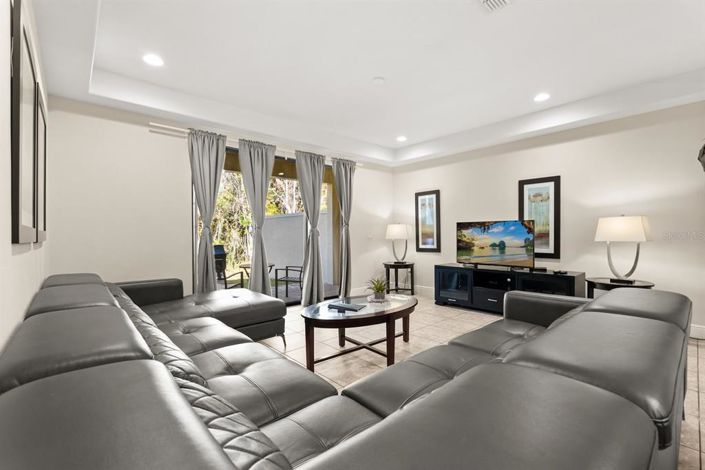 Image No.4-3 Bed Townhouse for sale