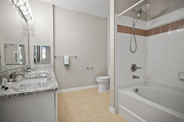 Image No.17-3 Bed Apartment for sale