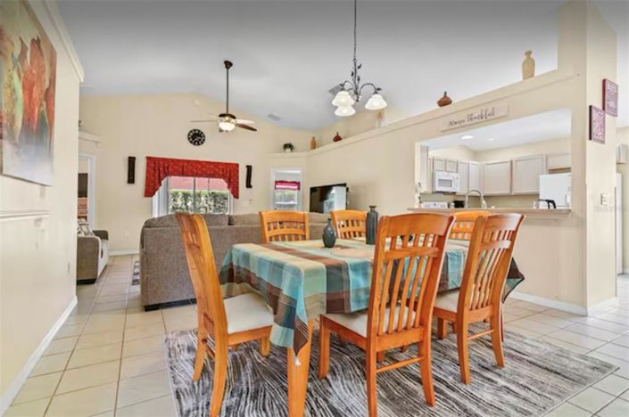 Image No.10-4 Bed House for sale