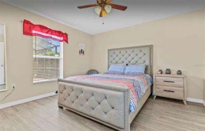 Image No.14-4 Bed House for sale