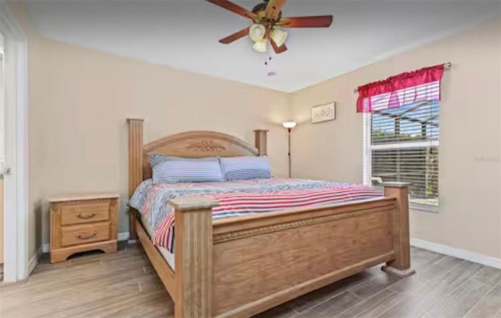 Image No.16-4 Bed House for sale