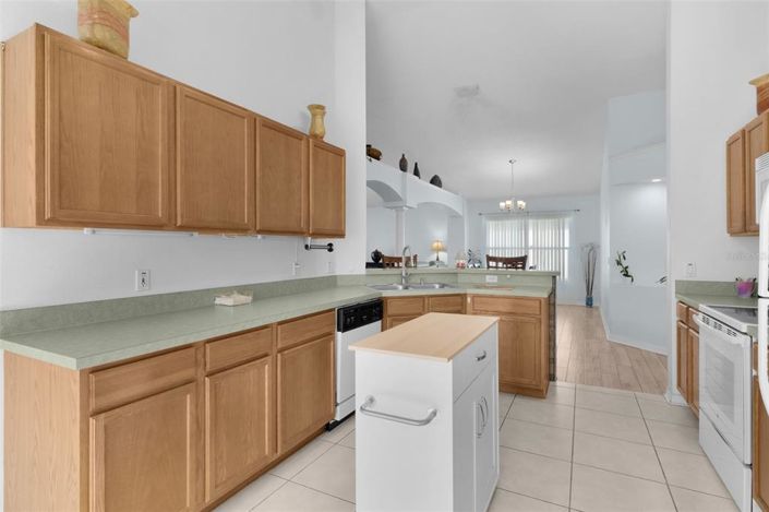 Image No.13-4 Bed House for sale