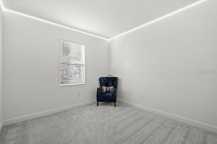 Image No.6-5 Bed House for sale