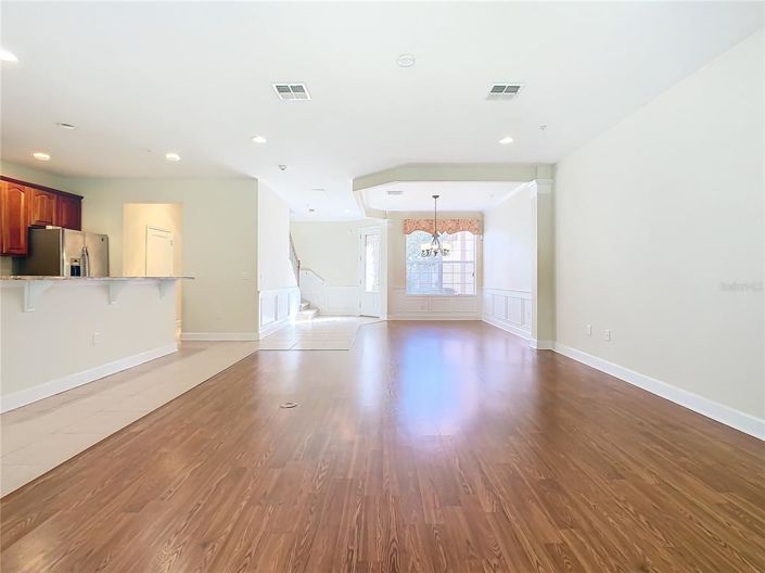 Image No.27-3 Bed Townhouse for sale