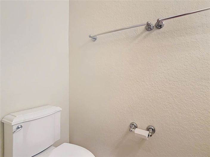 Image No.30-3 Bed Townhouse for sale