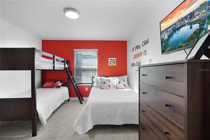 Image No.25-4 Bed Townhouse for sale