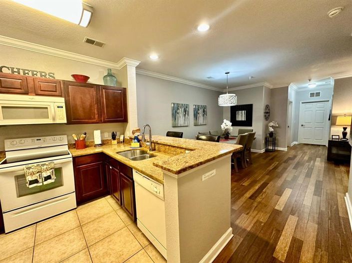 Image No.8-3 Bed Apartment for sale