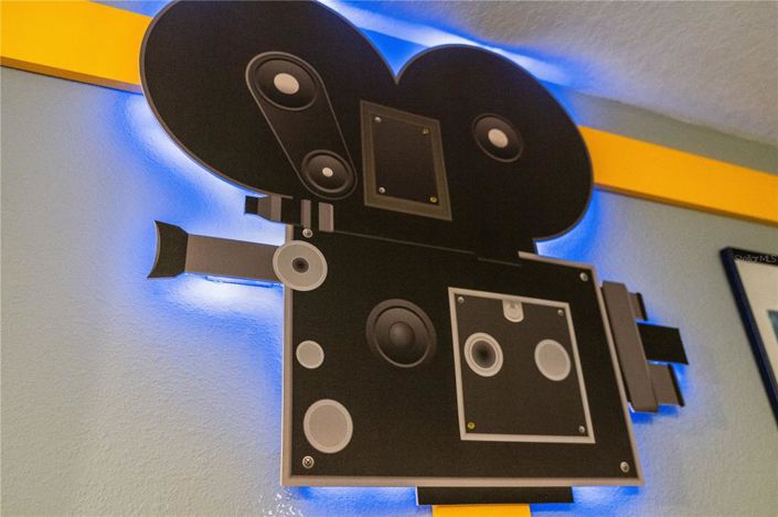 Image No.13-8 Bed House for sale