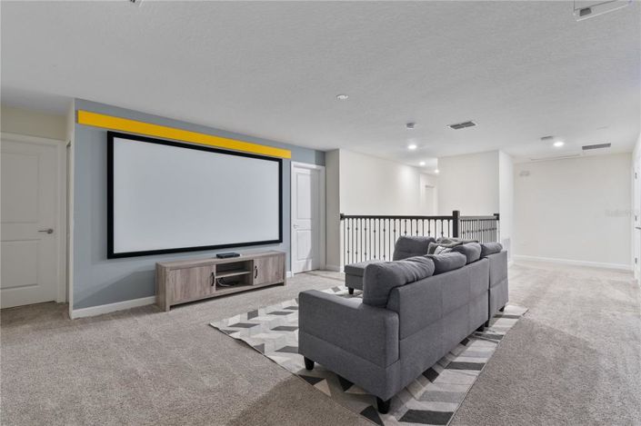 Image No.21-8 Bed House for sale