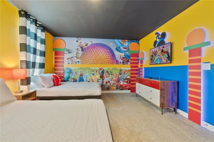 Image No.28-8 Bed House for sale